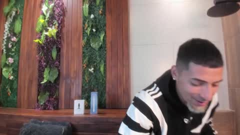 Drake Neuman online show from 26, 9, 2025