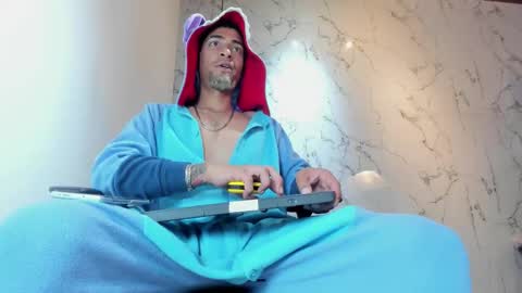 Drake Neuman online show from 8, 10, 2025