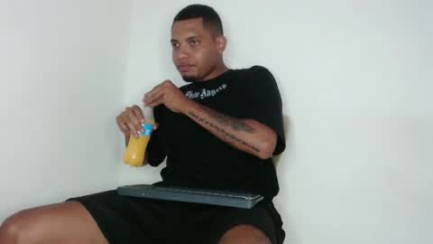 Snapshot of drako_monstercock chatting on 14, 2, 2025 drako_monstercock online show from 14, 2, 2025