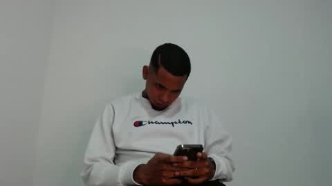 Snapshot of drako_monstercock chatting on 22, 9, 2025 drako_monstercock online show from 22, 9, 2025