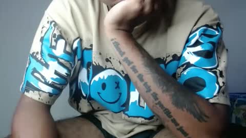 Snapshot of drako_monstercock chatting on 27, 9, 2025 drako_monstercock online show from 27, 9, 2025