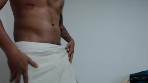 Snapshot of drako_monstercock chatting on 19, 12, 2025 drako_monstercock online show from 19, 12, 2025