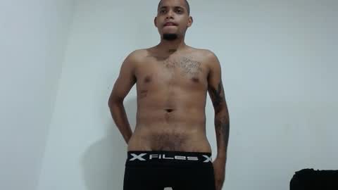 Snapshot of drako_monstercock chatting on 21, 12, 2025 drako_monstercock online show from 21, 12, 2025