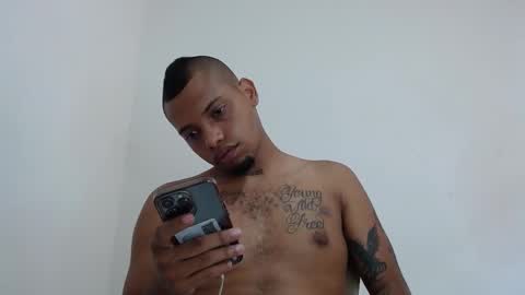 Snapshot of drako_monstercock chatting on 5, 1, 2026 drako_monstercock online show from 5, 1, 2026