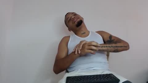 Snapshot of drako_monstercock chatting on 12, 3, 2026 drako_monstercock online show from 12, 3, 2026