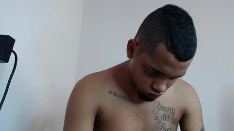 Snapshot of drako_monstercock chatting on 31, 3, 2026 drako_monstercock online show from 31, 3, 2026