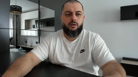 Snapshot of dravenpeak chatting on 22, 10, 2025 DravenPeak online show from 22, 10, 2025