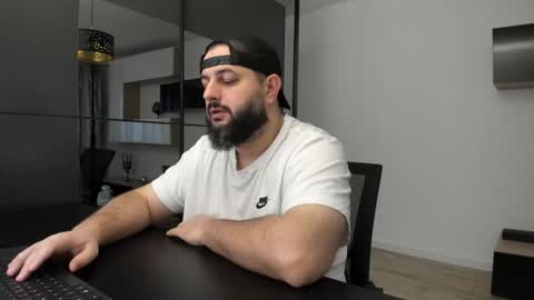 Snapshot of dravenpeak chatting on 2, 11, 2025 DravenPeak online show from 2, 11, 2025