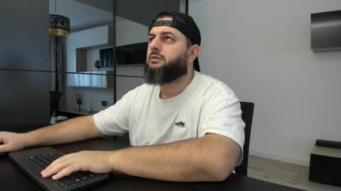 Snapshot of dravenpeak chatting on 10, 11, 2025 DravenPeak online show from 10, 11, 2025