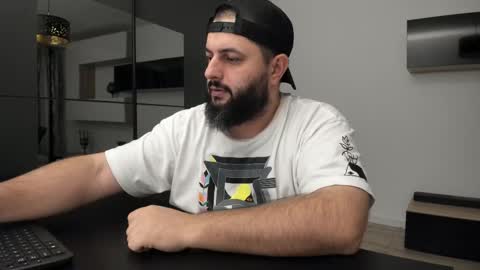 Snapshot of dravenpeak chatting on 3, 12, 2025 DravenPeak online show from 3, 12, 2025