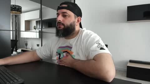 Snapshot of dravenpeak chatting on 5, 12, 2025 DravenPeak online show from 5, 12, 2025