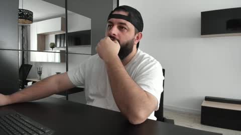 Snapshot of dravenpeak chatting on 16, 12, 2025 DravenPeak online show from 16, 12, 2025