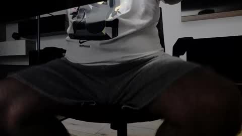 Snapshot of dravenpeak chatting on 9, 2, 2026 DravenPeak online show from 9, 2, 2026