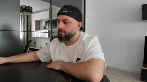 Snapshot of dravenpeak chatting on 24, 3, 2026 DravenPeak online show from 24, 3, 2026