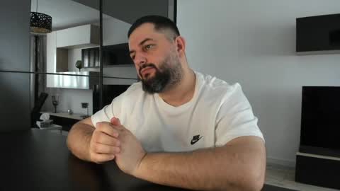 Snapshot of dravenpeak chatting on 7, 4, 2026 DravenPeak online show from 7, 4, 2026