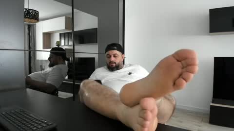 Snapshot of dravenpeak chatting on 8, 4, 2026 DravenPeak online show from 8, 4, 2026