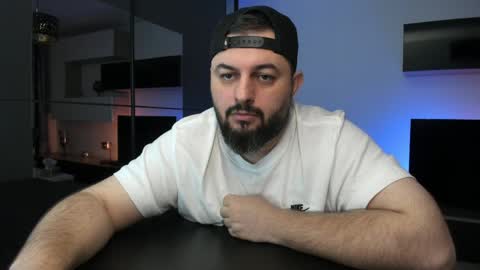 Snapshot of dravenpeak chatting on 9, 4, 2026 DravenPeak online show from 9, 4, 2026