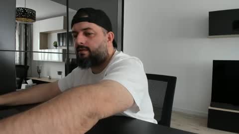 Snapshot of dravenpeak chatting on 15, 4, 2026 DravenPeak online show from 15, 4, 2026