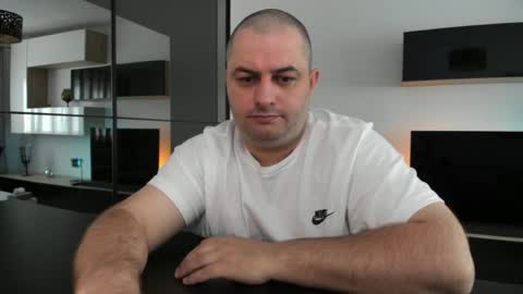 Snapshot of dravenpeak chatting on 4, 6, 2026 DravenPeak online show from 4, 6, 2026