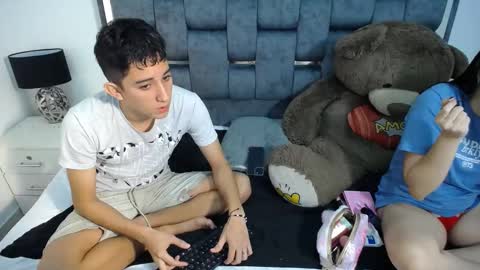 -- nicolle and jhon -- online show from 8, 3, 2025