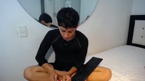 -- nicolle and jhon -- online show from 20, 11, 2025