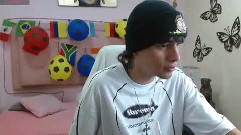 Snapshot of draxblade chatting on 28, 6, 2026 DraxBlade online show from 28, 6, 2026