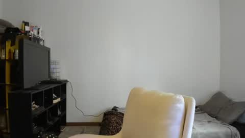 Your Majesty online show from 12, 9, 2025