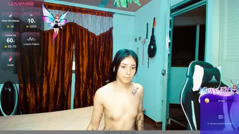 Snapshot of dream__girls69944 chatting on 5, 2, 2025 sharon online show from 5, 2, 2025