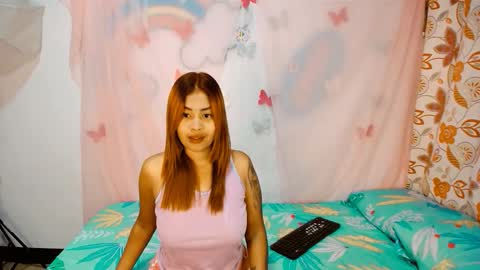 Snapshot of dream__girls69944 chatting on 1, 10, 2025 sharon online show from 1, 10, 2025