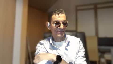 Snapshot of dreambob chatting on 5, 10, 2025 Dreambob online show from 5, 10, 2025