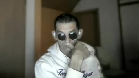 Snapshot of dreambob chatting on 10, 10, 2025 Dreambob online show from 10, 10, 2025
