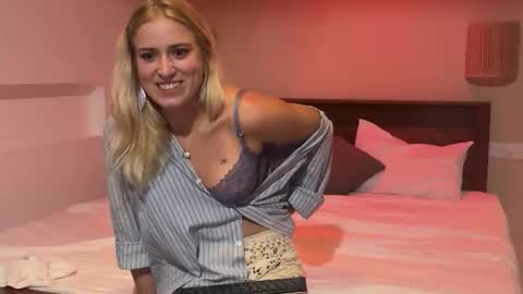 beachcouple123 online show from 15, 5, 2026