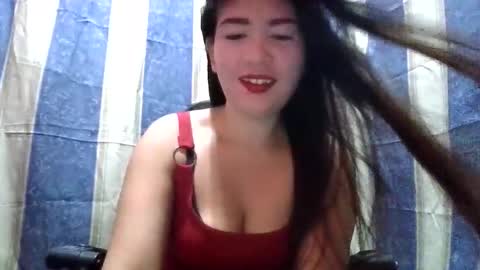 Snapshot of dreamer_17 chatting on 17, 11, 2025 Maui online show from 17, 11, 2025