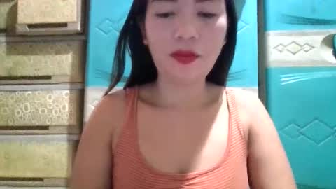 Snapshot of dreamer_17 chatting on 24, 11, 2025 Maui online show from 24, 11, 2025