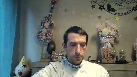 Snapshot of dreamguy38 chatting on 8, 11, 2025 dreamguy38 online show from 8, 11, 2025