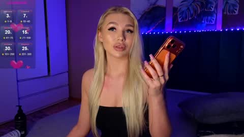 Mila online show from 9, 4, 2026