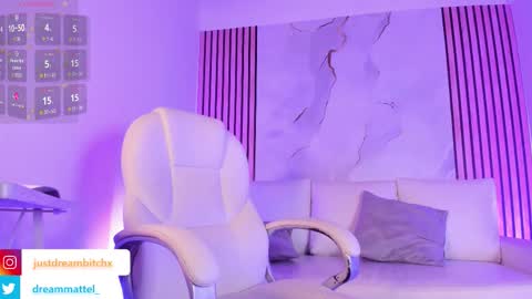 Snapshot of dreammatell_ chatting on 1, 3, 2026 Dream Matell online show from 1, 3, 2026