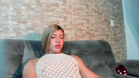 dreams_chloe online show from 14, 6, 2026