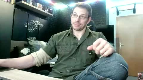 Snapshot of dreamwallker chatting on 11, 9, 2025 Ioannes Paulus the 2nd online show from 11, 9, 2025