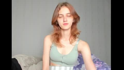 Snapshot of dreamy_pollyyy chatting on 23, 9, 2025 dreamy_pollyyy online show from 23, 9, 2025