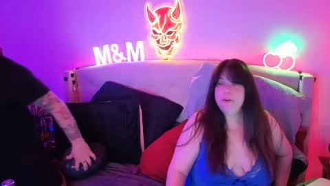 DreamyCouple01 online show from 12, 5, 2026