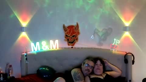 DreamyCouple01 online show from 15, 7, 2026