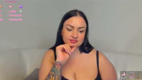 dreamyhousewife1 online show from 25, 10, 2025