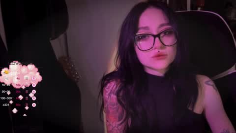 Tara  Sonny online show from 10, 9, 2025