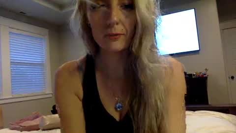 Bluejay0713 online show from 16, 3, 2026
