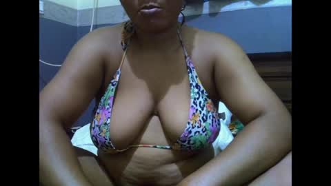 Snapshot of drippingnwet chatting on 16, 5, 2026 drippingnwet online show from 16, 5, 2026