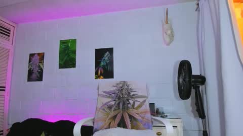 Snapshot of drippyorlove chatting on 12, 1, 2026 drippyorlove online show from 12, 1, 2026