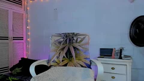Snapshot of drippyorlove chatting on 7, 5, 2026 drippyorlove online show from 7, 5, 2026