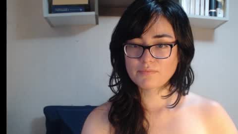 Snapshot of dronae chatting on 14, 1, 2025 dronae online show from 14, 1, 2025