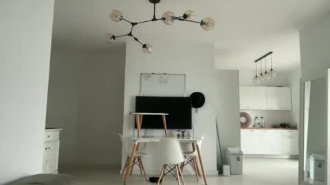 Snapshot of drresa chatting on 18, 12, 2025 Dr. Resa online show from 18, 12, 2025